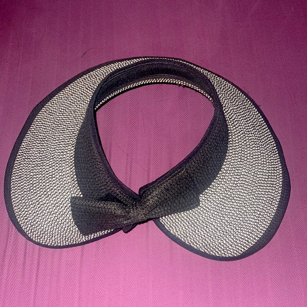 Magid Hats Sun Visor in Black/White Print with Bow at Back One Size Fits All